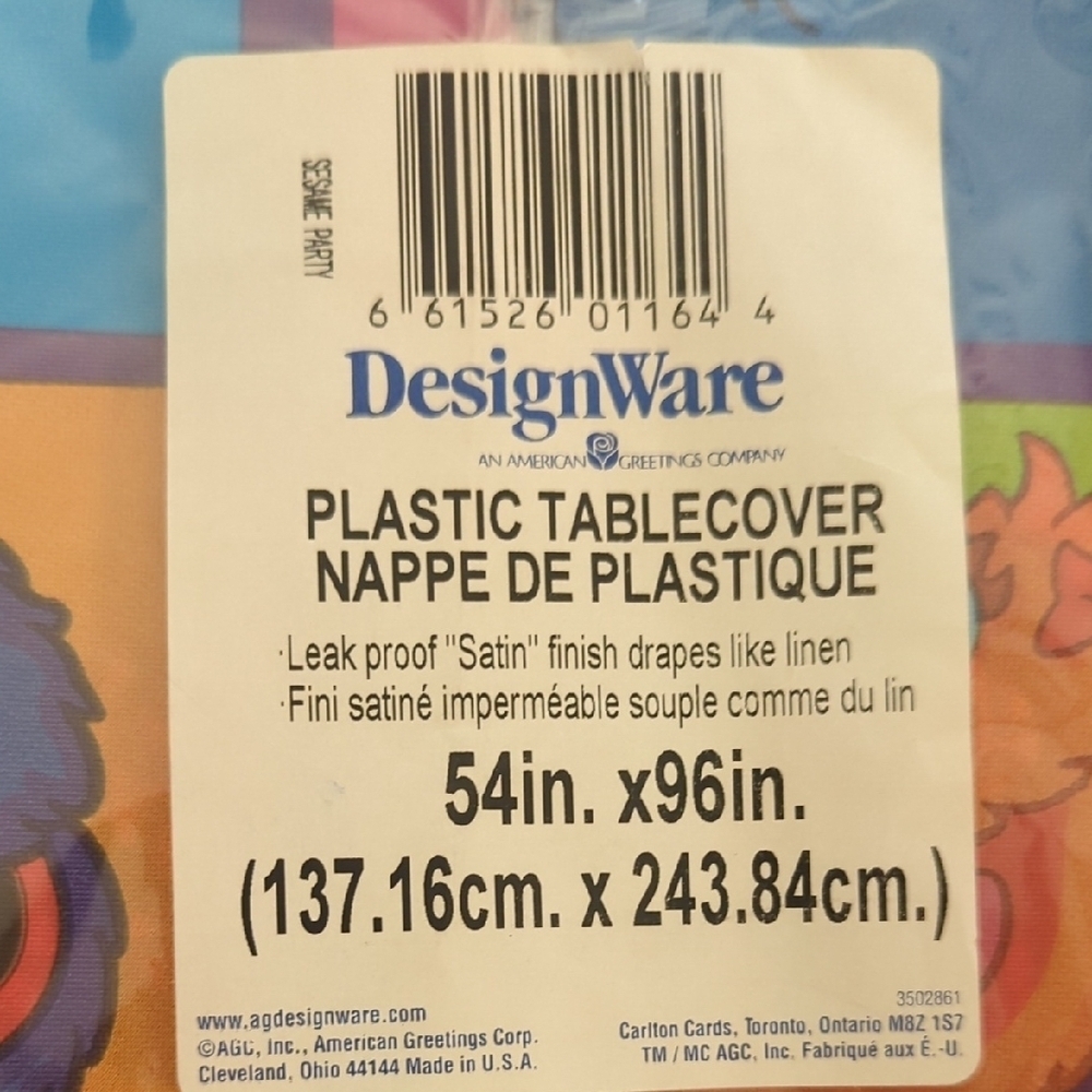 Designware Colorful Character Tablecover - Picture 3 of 3